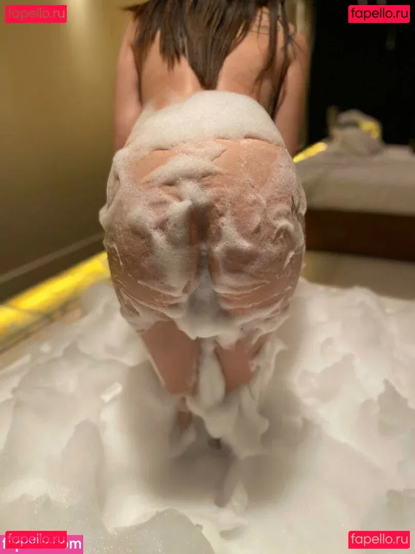 Daphne_159_ Onlyfans Photo Gallery 