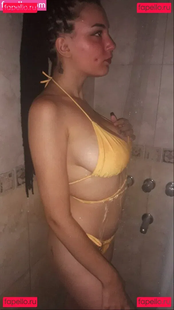 Daphne_159_ Onlyfans Photo Gallery 