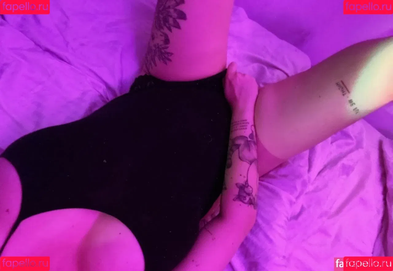 roeschach Onlyfans Photo Gallery 