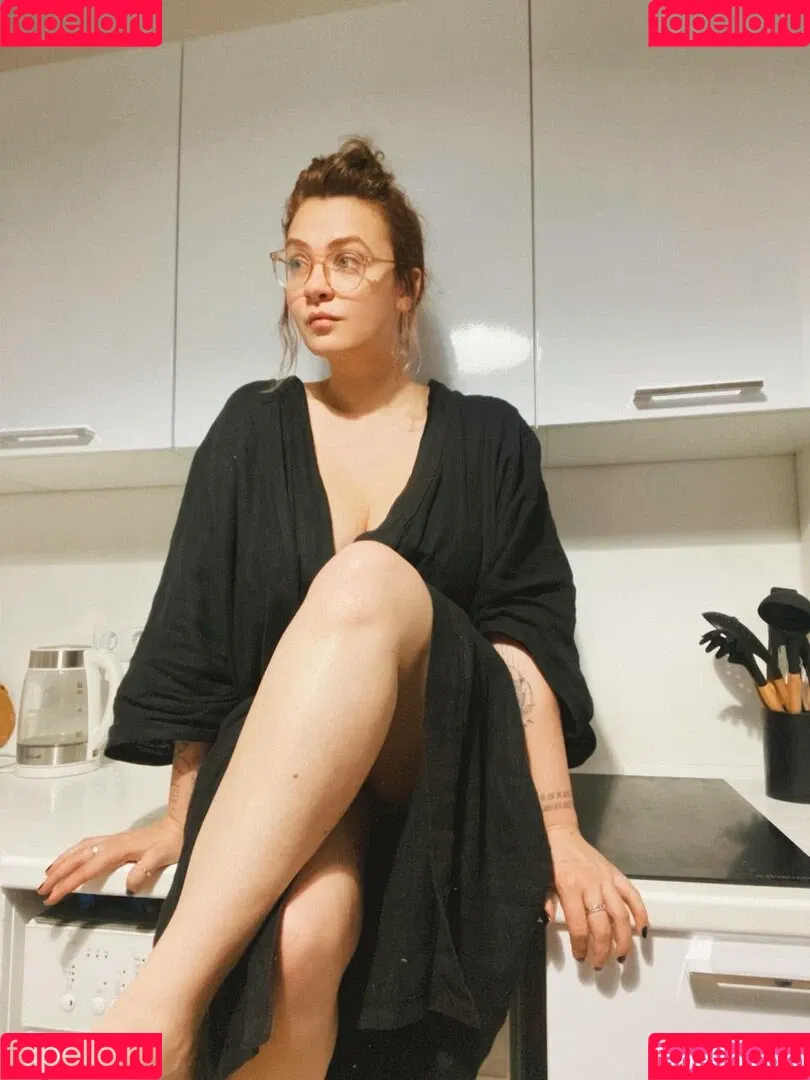 roeschach Onlyfans Photo Gallery 
