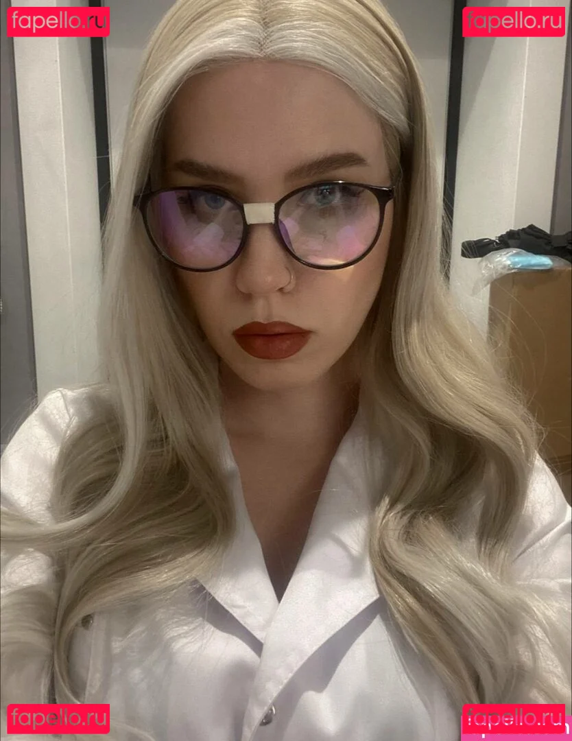 Mood Asmr Onlyfans Photo Gallery 