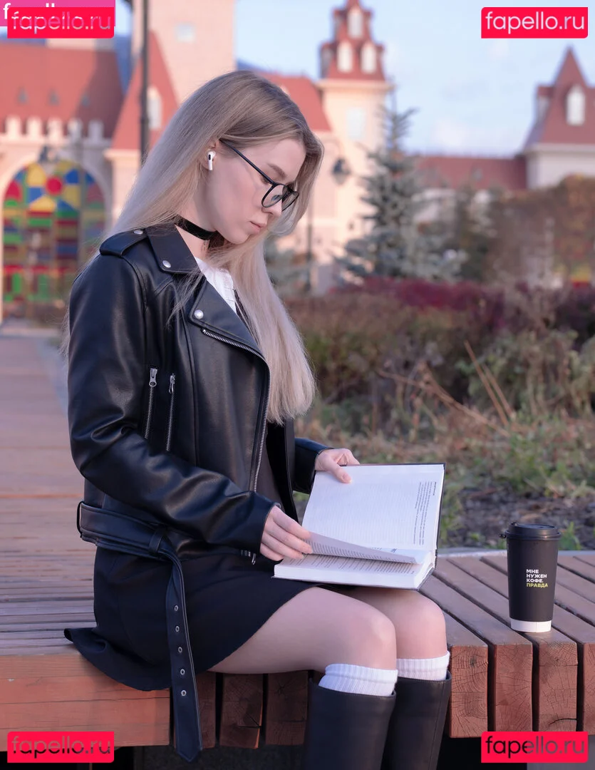 Mood Asmr Onlyfans Photo Gallery 