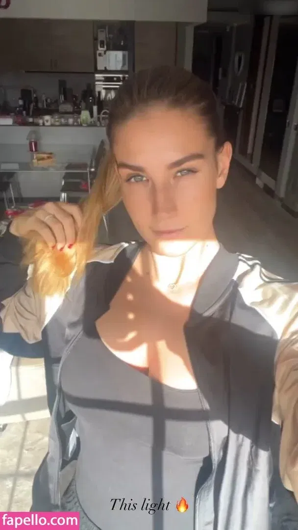 Susanna Giovanardi Onlyfans Photo Gallery 