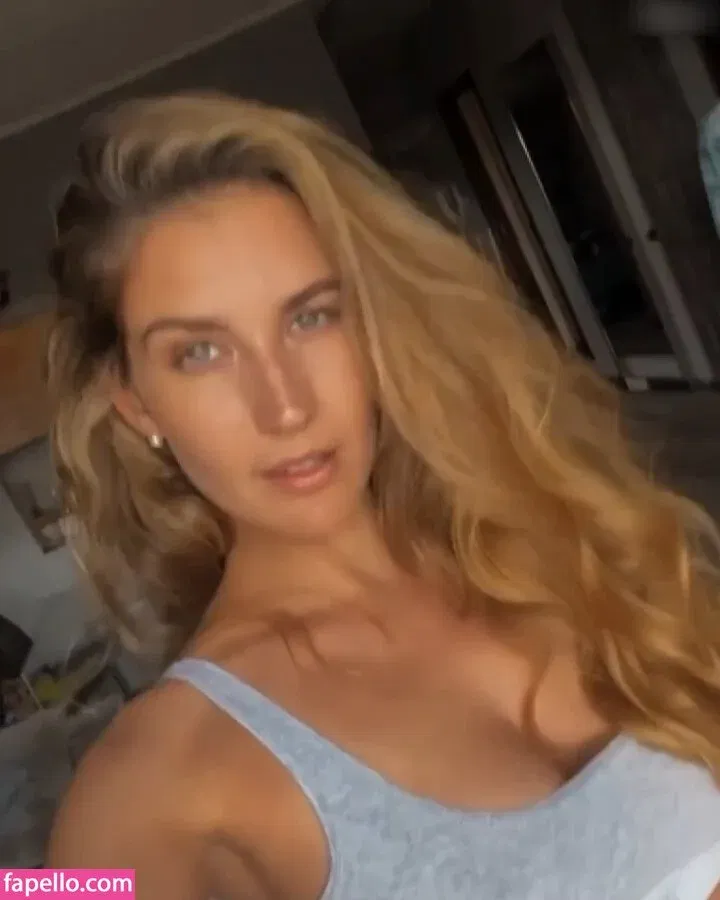 Susanna Giovanardi Onlyfans Photo Gallery 