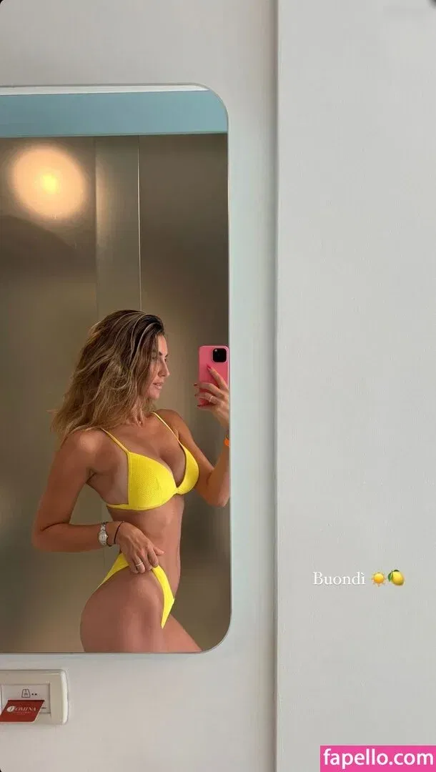 Susanna Giovanardi Onlyfans Photo Gallery 