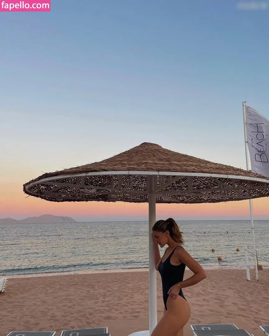 Susanna Giovanardi Onlyfans Photo Gallery 