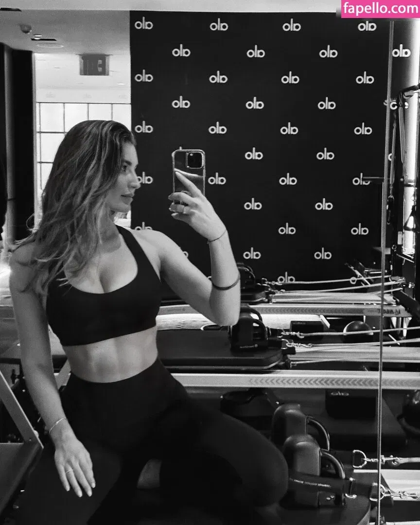 Susanna Giovanardi Onlyfans Photo Gallery 