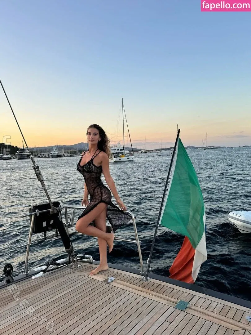 Susanna Giovanardi Onlyfans Photo Gallery 