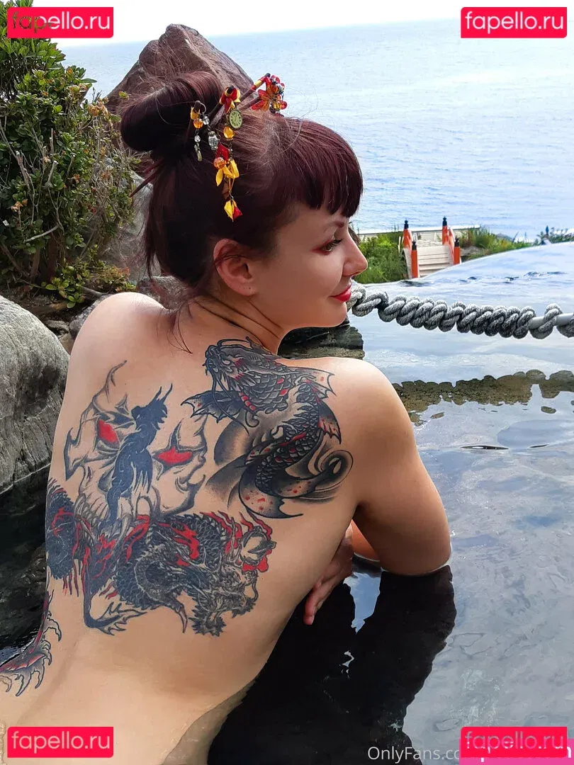 makatsuge Onlyfans Photo Gallery 