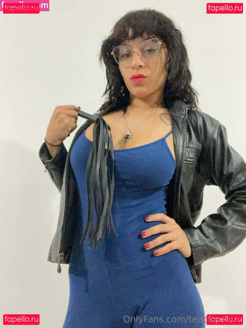 teachernofit Onlyfans Photo Gallery 