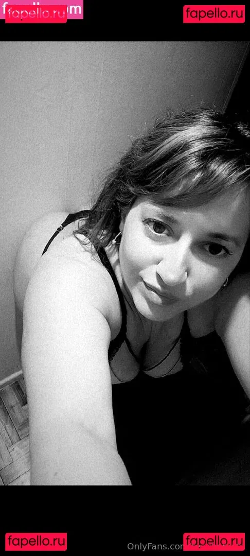 teachernofit Onlyfans Photo Gallery 