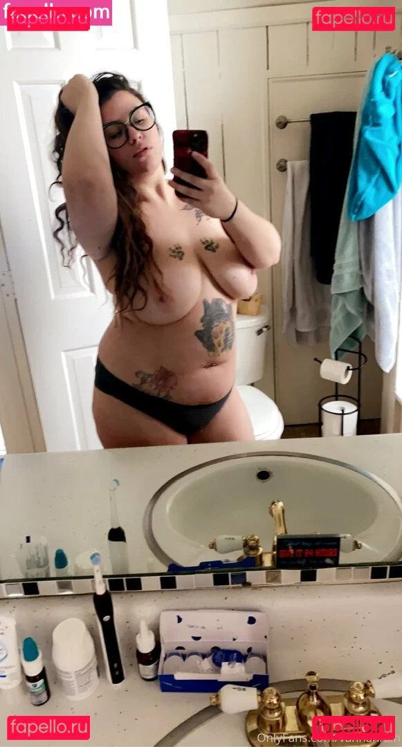 vannahrain Onlyfans Photo Gallery 