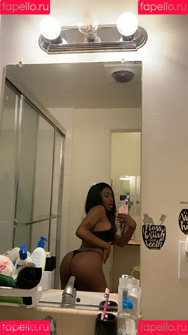brittxolondon Onlyfans Photo Gallery 