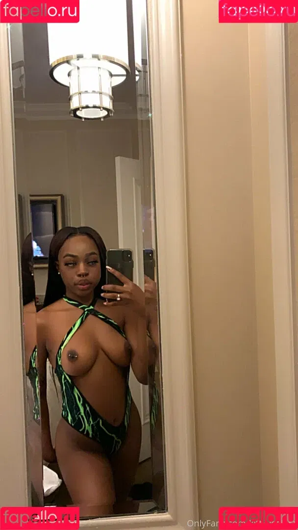 brittxolondon Onlyfans Photo Gallery 
