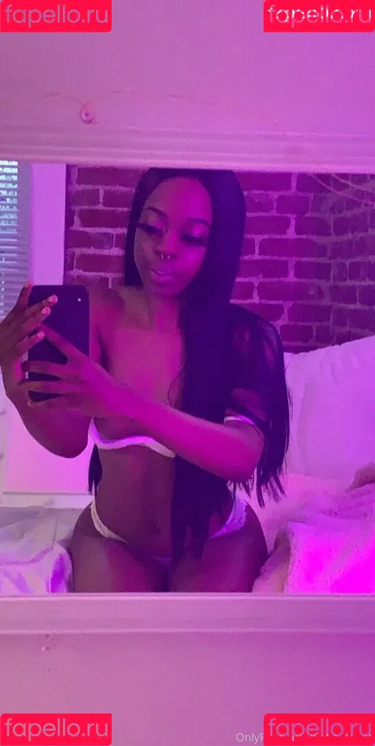 brittxolondon Onlyfans Photo Gallery 