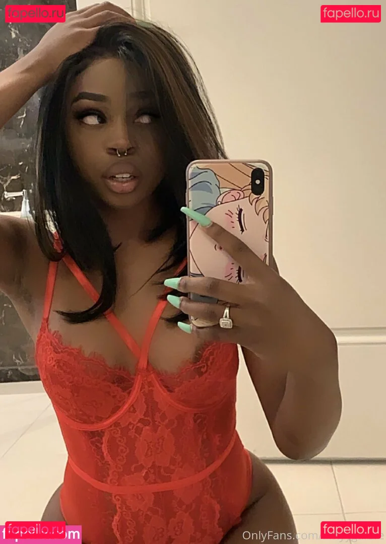 brittxolondon Onlyfans Photo Gallery 