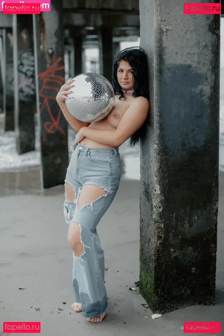 melmelly16 Onlyfans Photo Gallery 