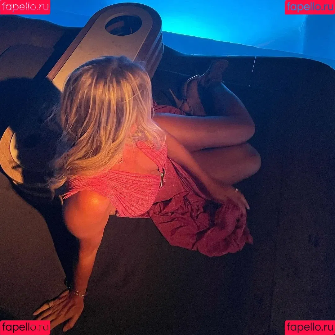 Elena Mici Onlyfans Photo Gallery 