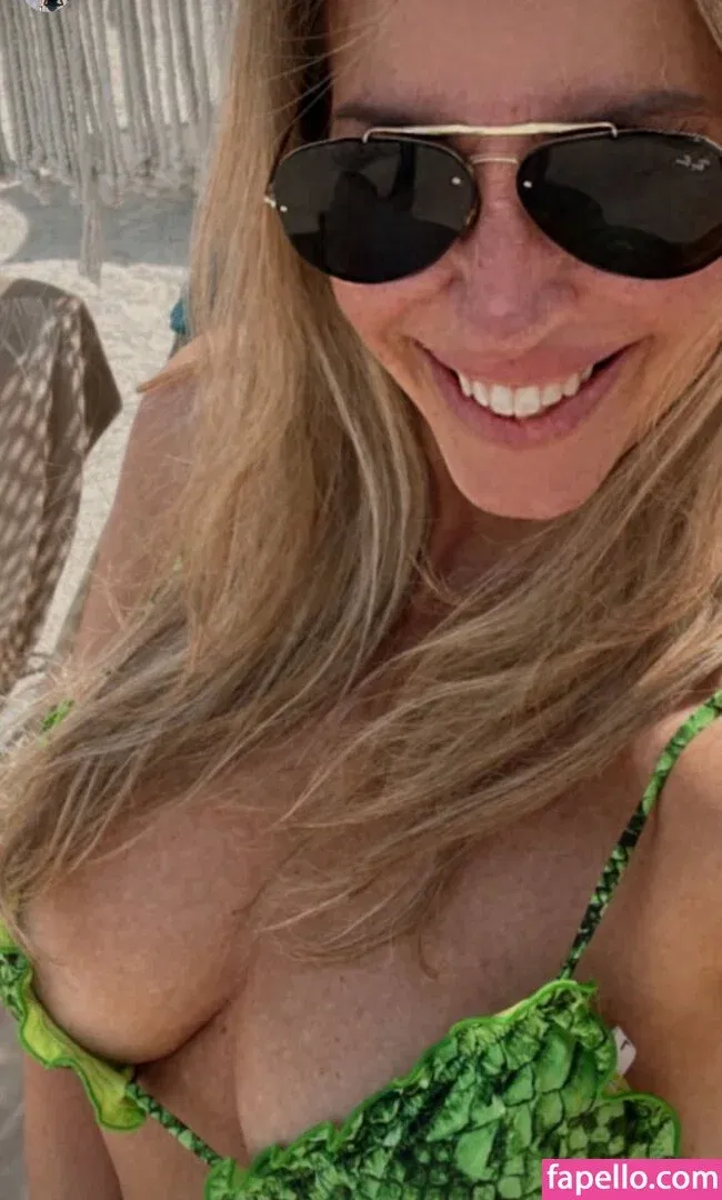 Elena Mici Onlyfans Photo Gallery 