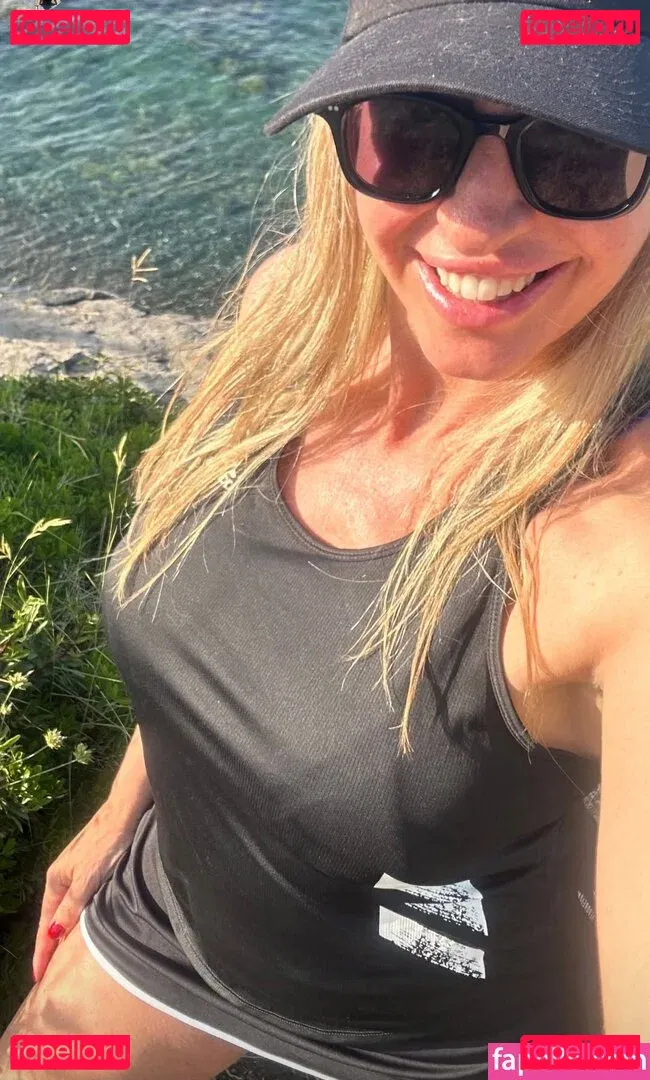 Elena Mici Onlyfans Photo Gallery 