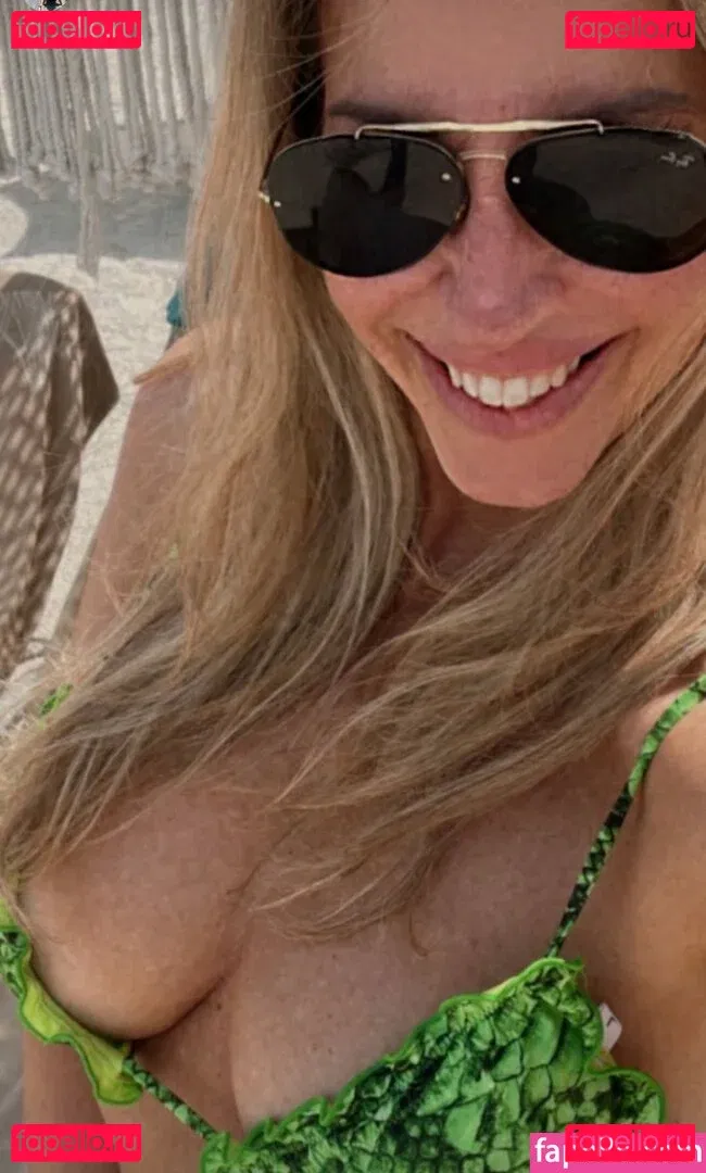 Elena Mici Onlyfans Photo Gallery 