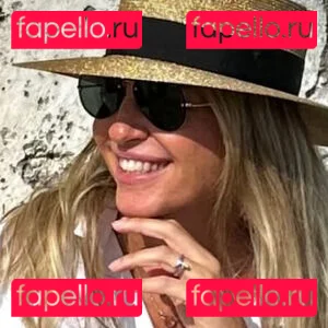 Elena Mici Onlyfans Photo Gallery 