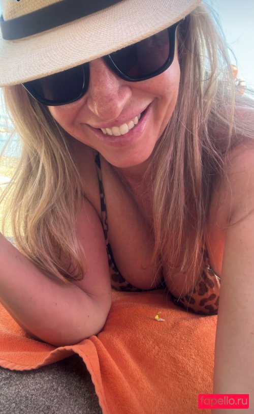 Elena Mici Nude Onlyfans Photo 41