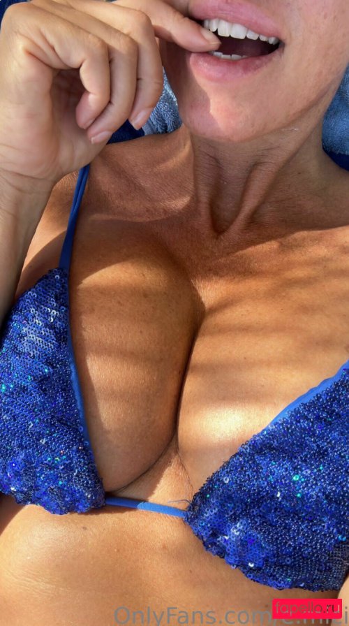 Elena Mici Nude Onlyfans Photo 24