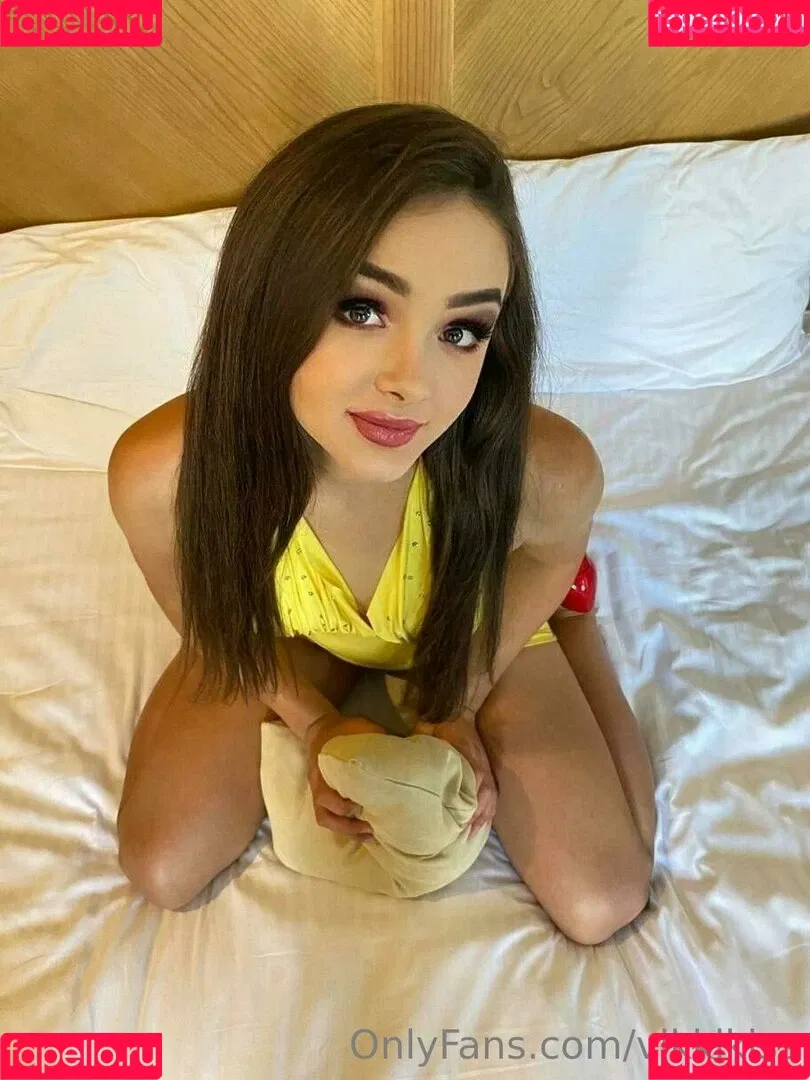 vikkikiss Onlyfans Photo Gallery 