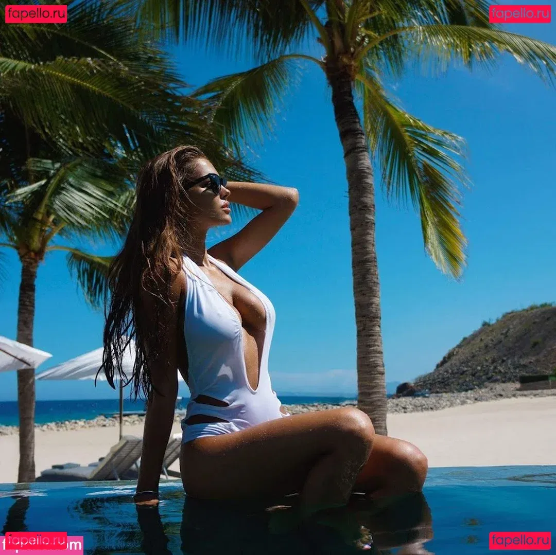 vikkikiss Onlyfans Photo Gallery 