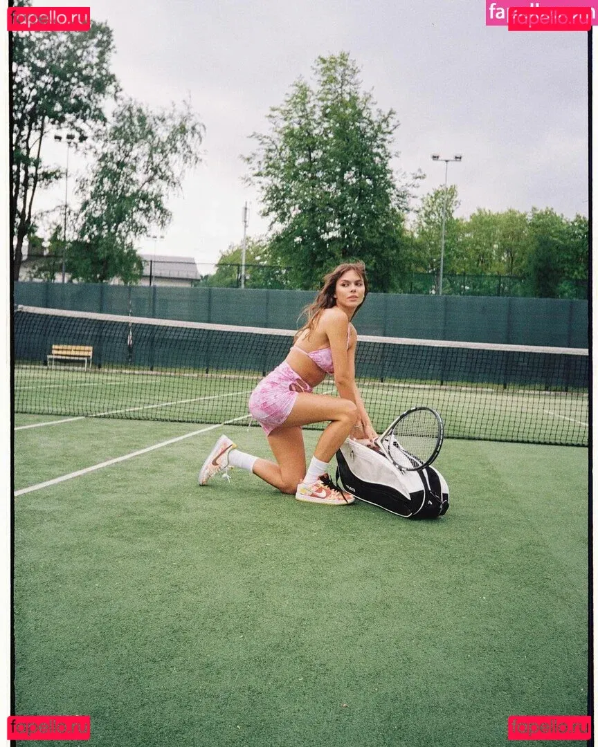 vikkikiss Onlyfans Photo Gallery 