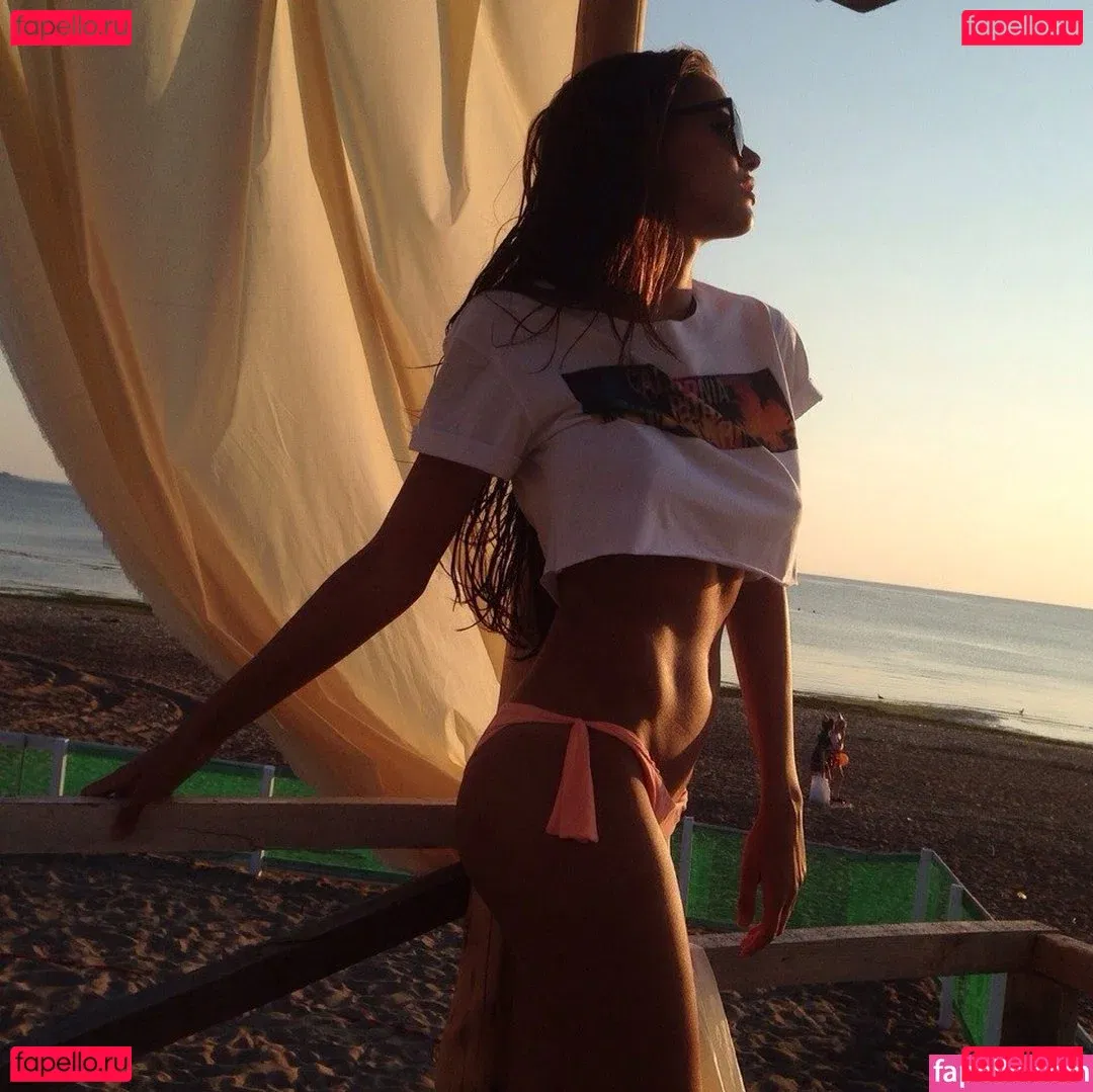 vikkikiss Onlyfans Photo Gallery 