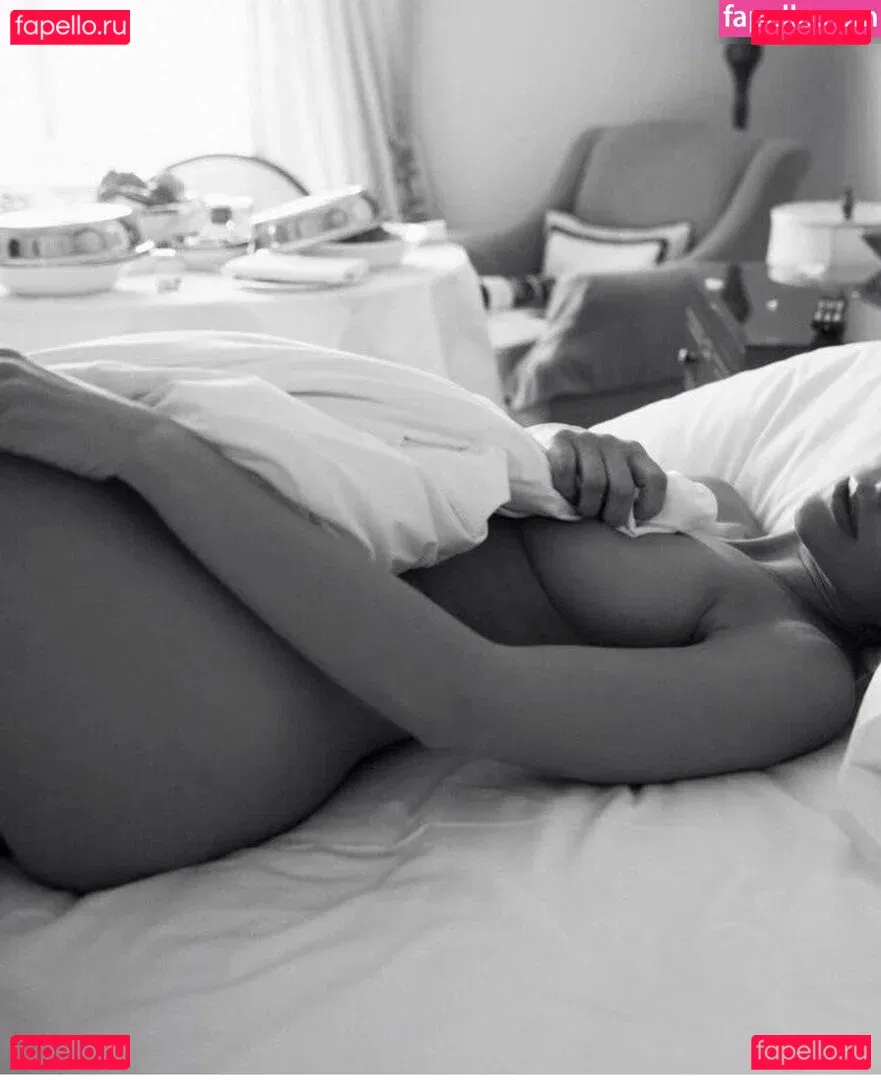 vikkikiss Onlyfans Photo Gallery 