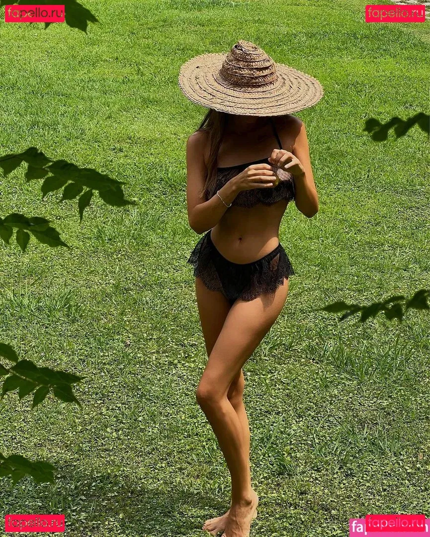 vikkikiss Onlyfans Photo Gallery 