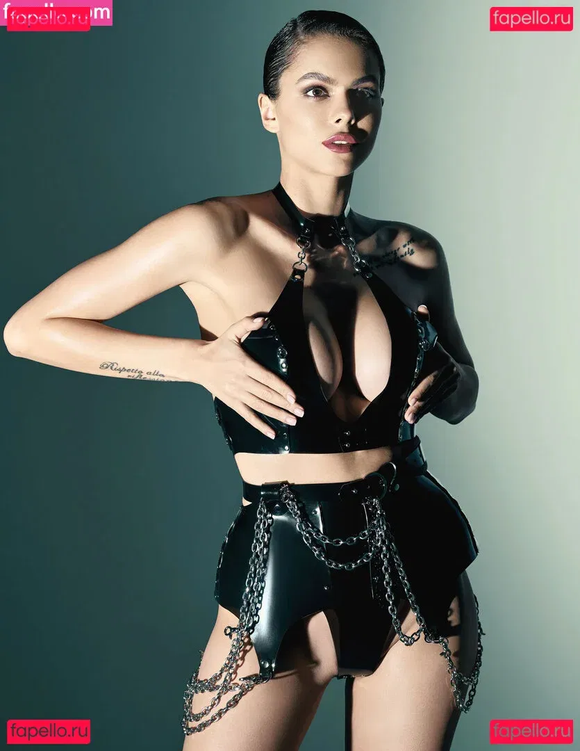 vikkikiss Onlyfans Photo Gallery 