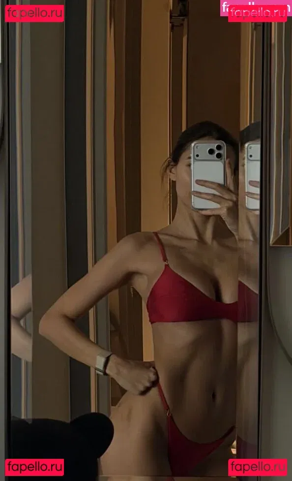 vikkikiss Onlyfans Photo Gallery 