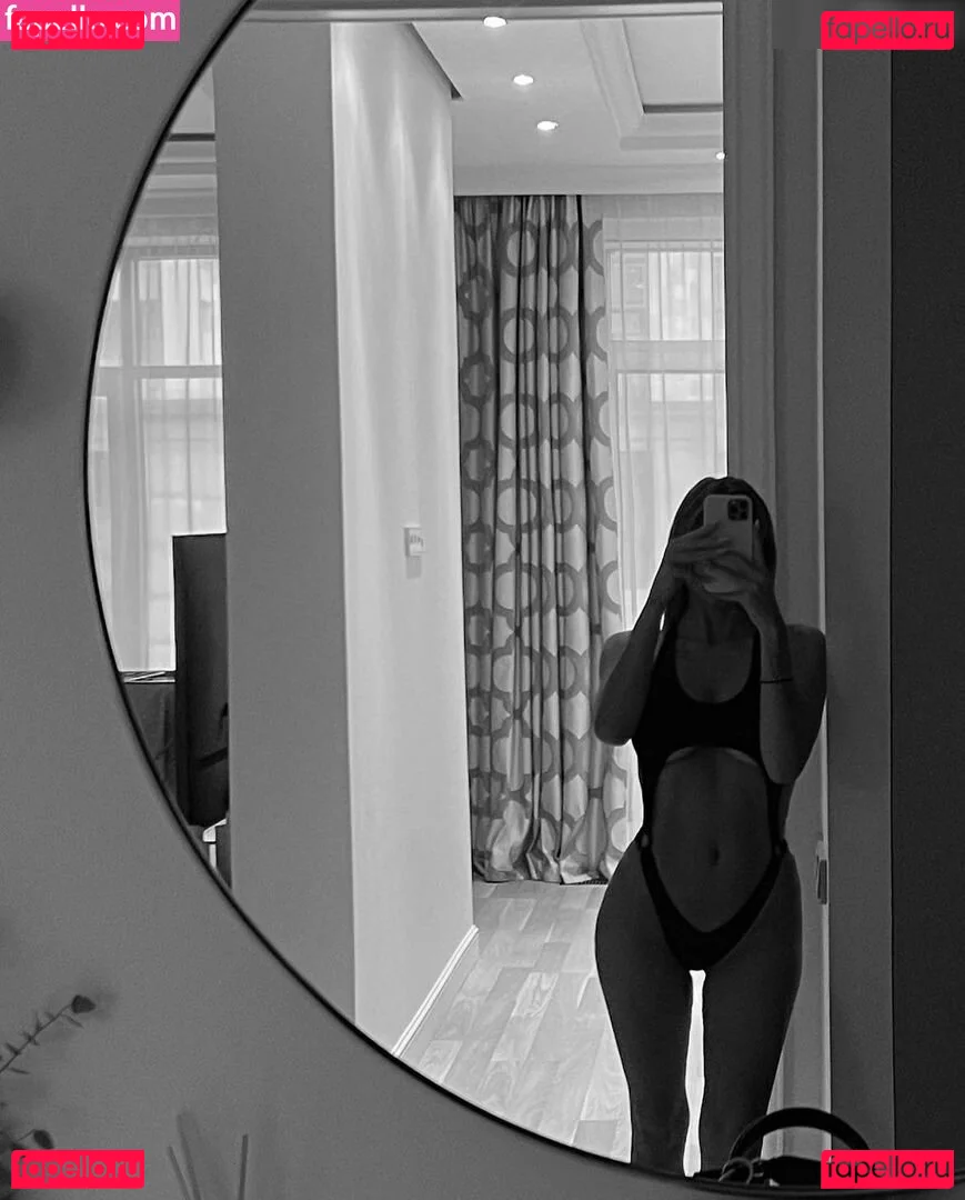 vikkikiss Onlyfans Photo Gallery 