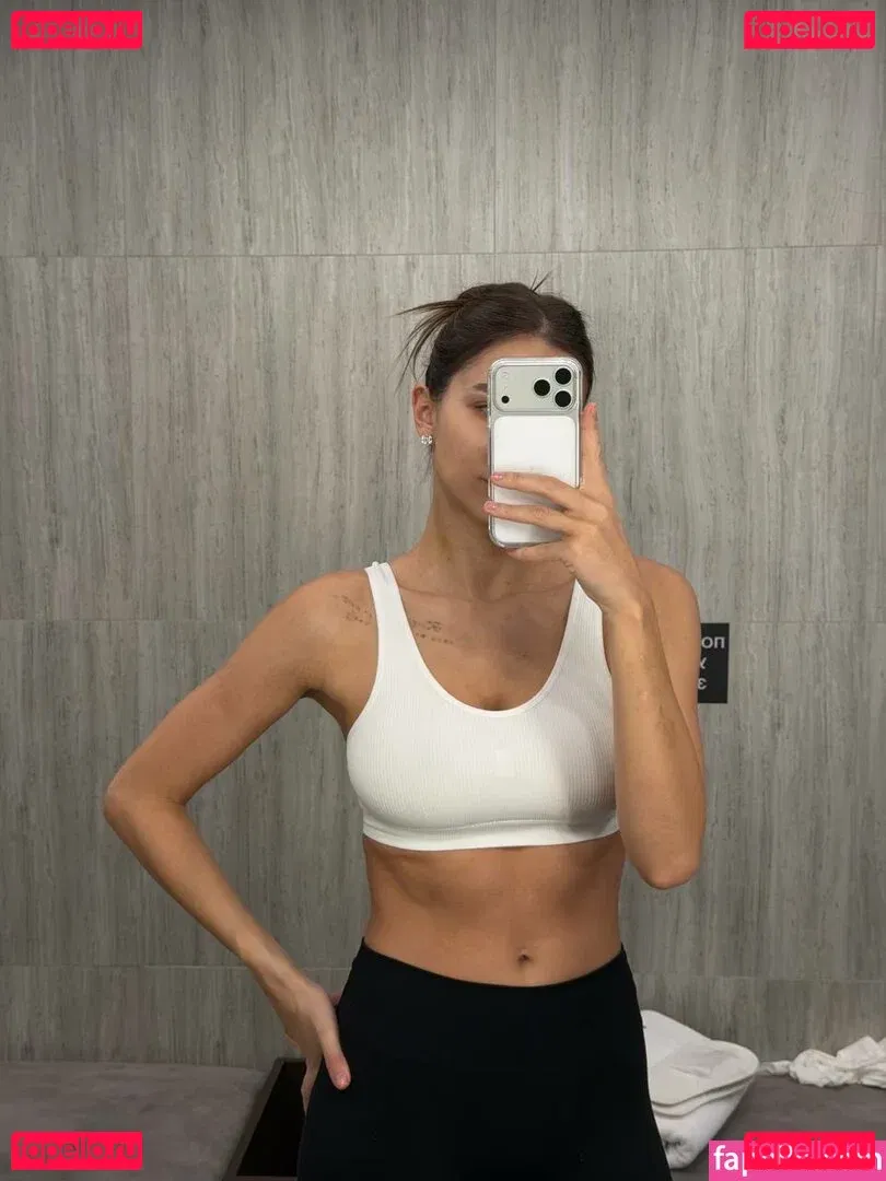 vikkikiss Onlyfans Photo Gallery 