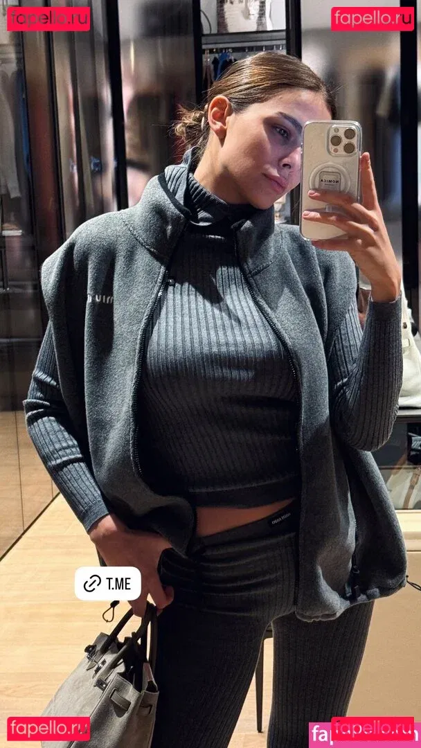 vikkikiss Onlyfans Photo Gallery 