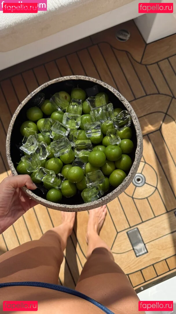 vikkikiss Onlyfans Photo Gallery 