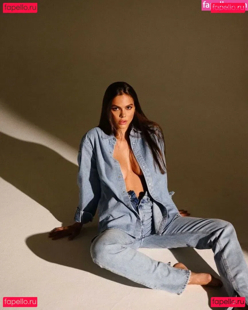 vikkikiss Onlyfans Photo Gallery 