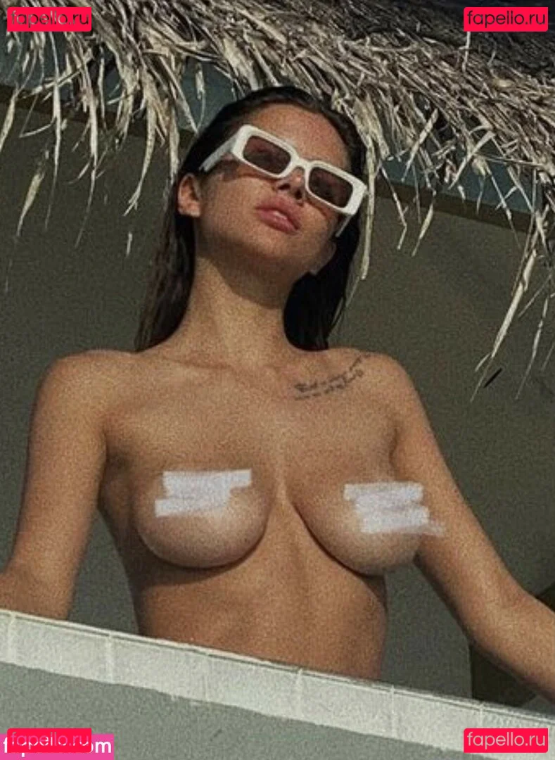 vikkikiss Onlyfans Photo Gallery 