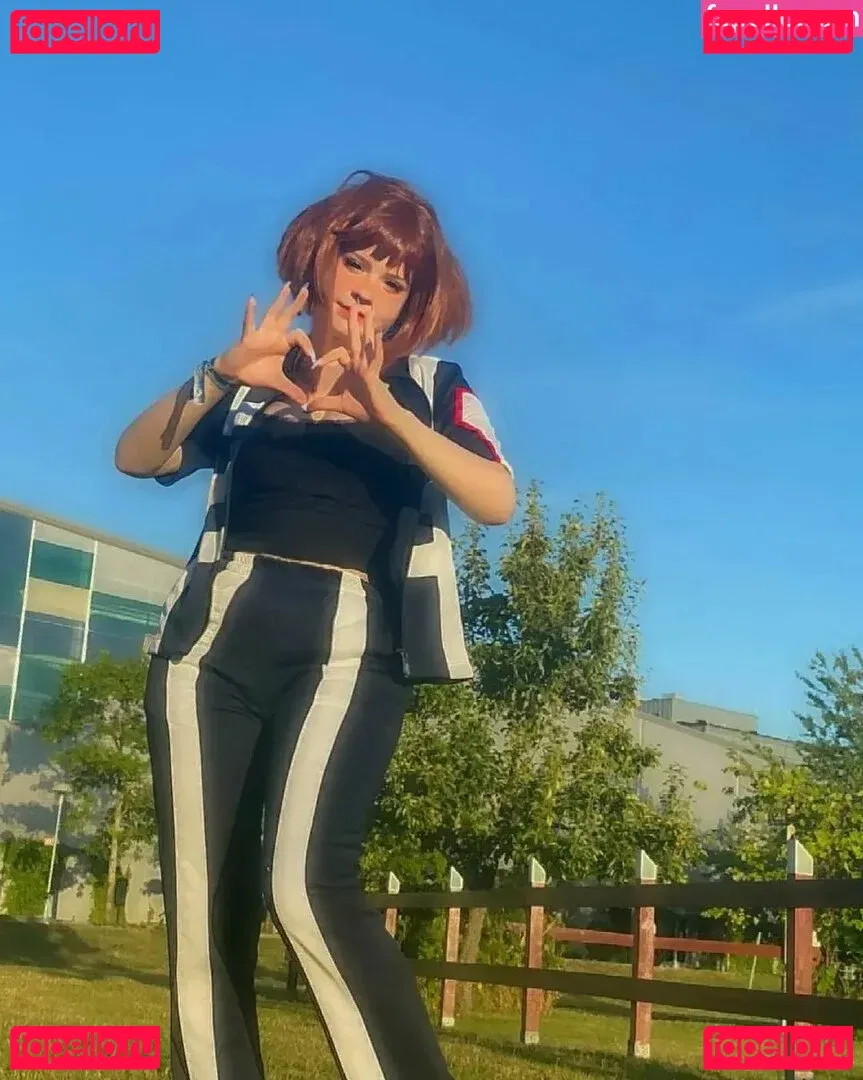 frogzzi Onlyfans Photo Gallery 