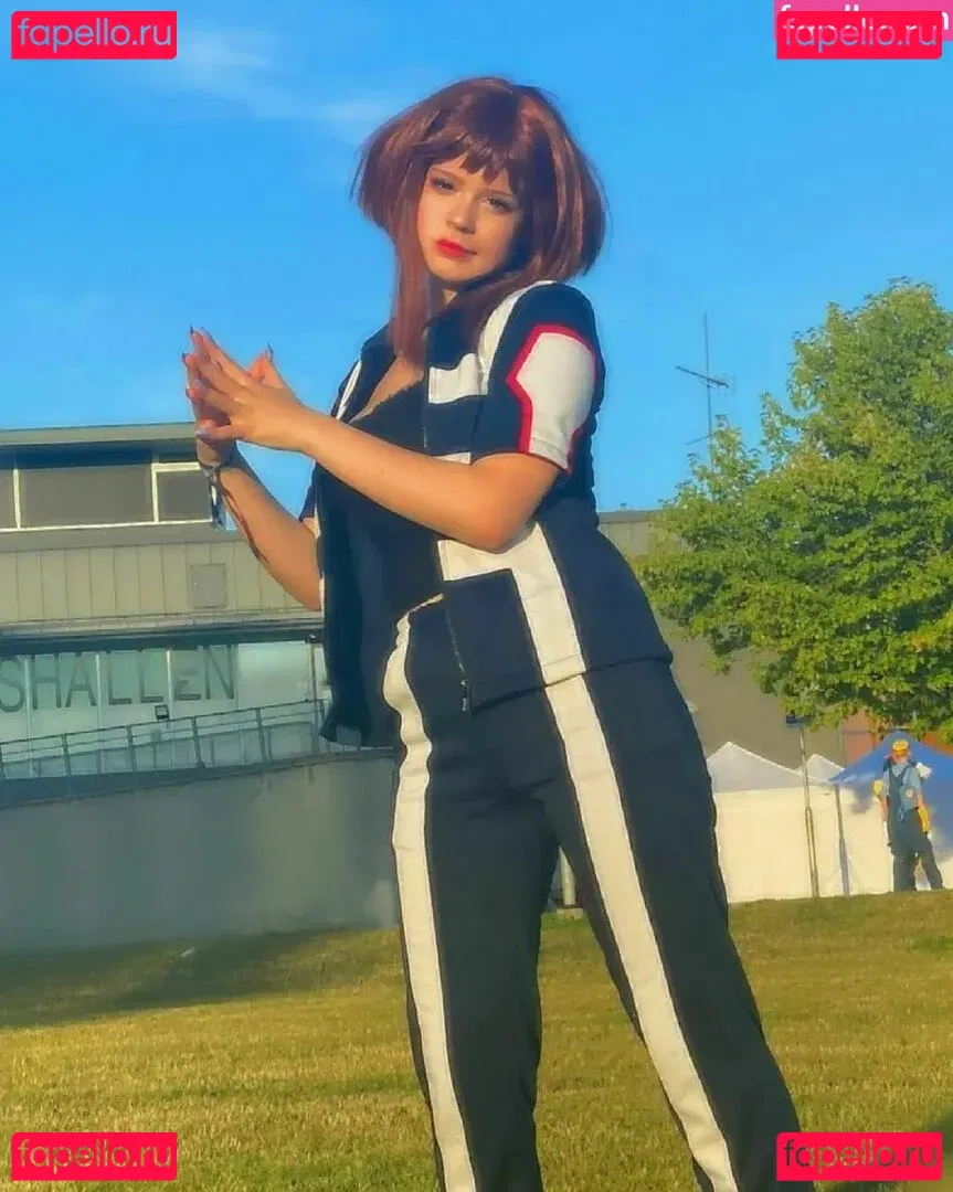 frogzzi Onlyfans Photo Gallery 