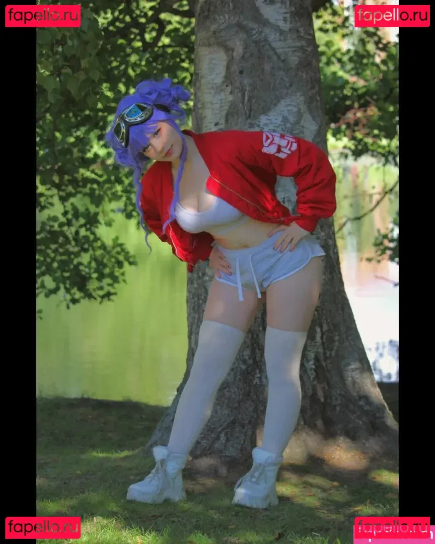 frogzzi Onlyfans Photo Gallery 