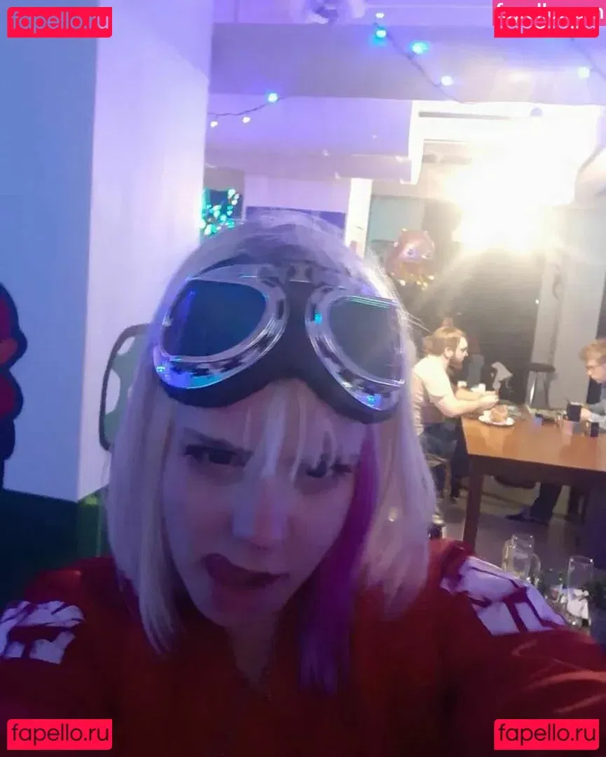 frogzzi Onlyfans Photo Gallery 