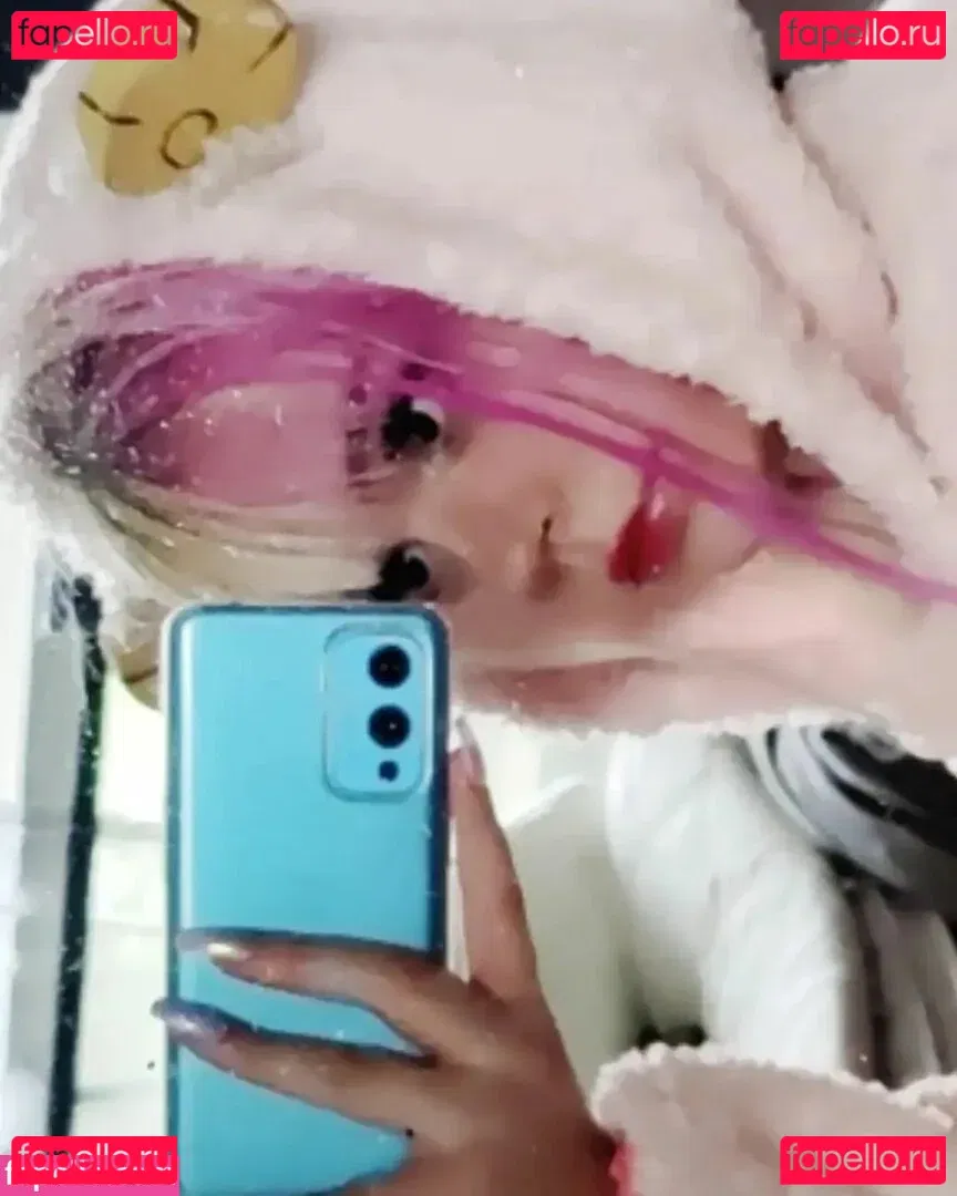 frogzzi Onlyfans Photo Gallery 