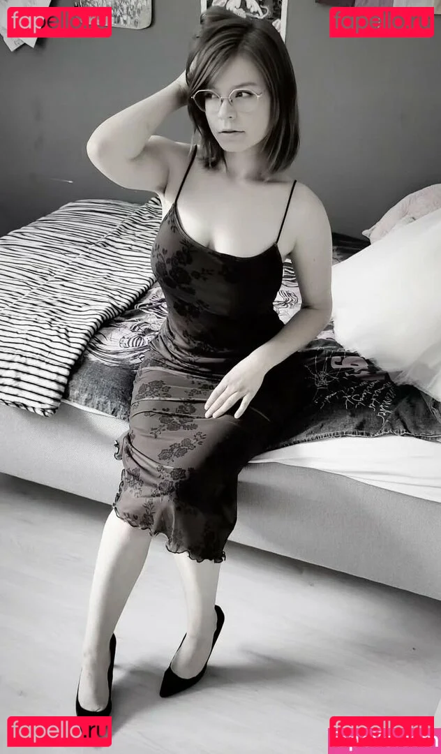 frogzzi Onlyfans Photo Gallery 