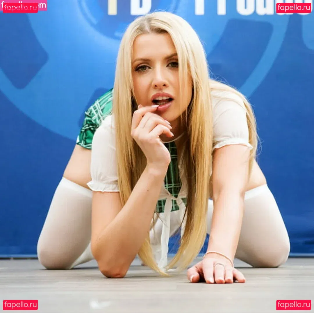 PremiumBukkake Onlyfans Photo Gallery 