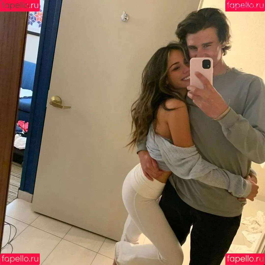 Emily Ellanah Onlyfans Photo Gallery 